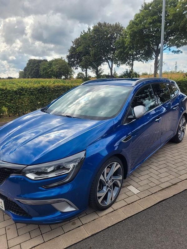 Schwarz Gebraucht 2018 Renault Mégane GrandTour GT Kombi | 18.799 € (Etwas zu teuer) - Bild 1/4