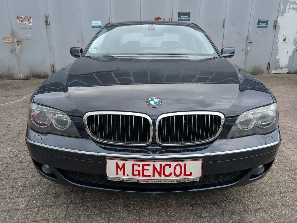 Gebraucht BMW 730 231 PS (169 kW) 2007 Blau Limousine