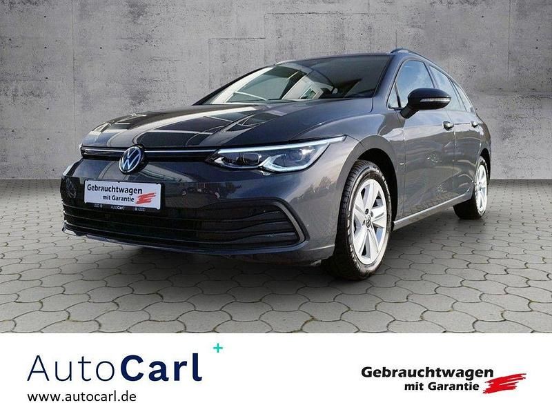 Gebraucht VW Golf VIII S 150 PS (110 kW) 2023 Delfingrau metallic Kombi