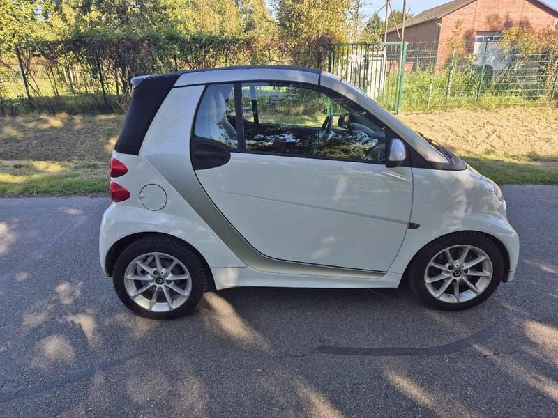 Gebraucht Smart ForTwo Cabrio 2013 Weiß Cabrio