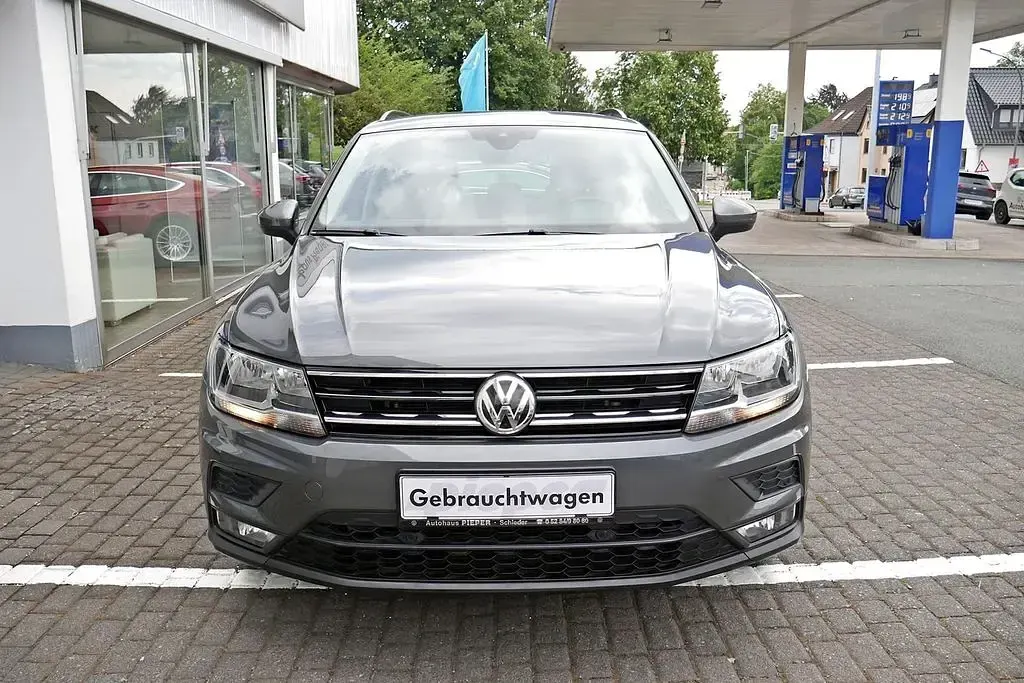 Gebraucht VW Tiguan Comfortline 150 PS (110 kW) 2019 Grau SUV
