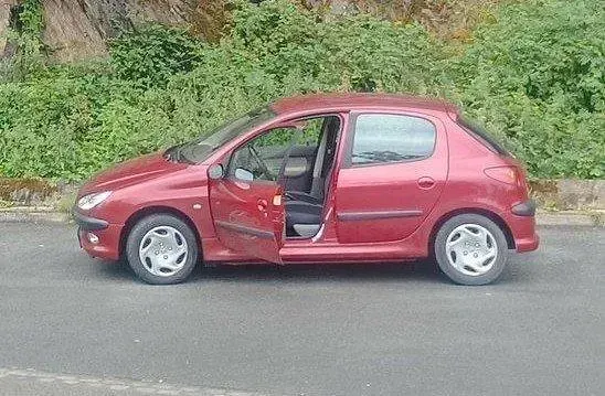 Gebraucht Peugeot 206 75 PS (55 kW) 2003 Kleinwagen