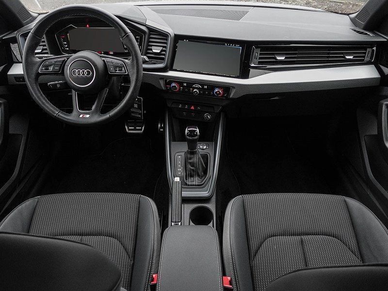 Weiss Gebraucht 2024 Audi A1 Sportback S-Line Kleinwagen | 31.249 € (Etwas zu teuer) - Bild 1/4