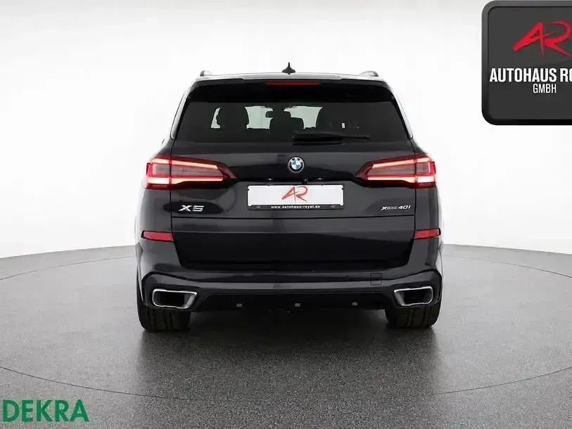 Gebraucht BMW X5 M Sport 333 PS (244 kW) 2021 Black sapphire SUV
