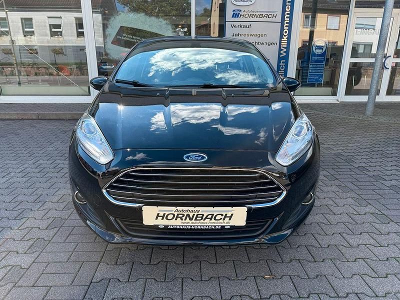 Gebraucht Ford Fiesta Titanium 80 PS (58 kW) 2017 Schwarz Kleinwagen