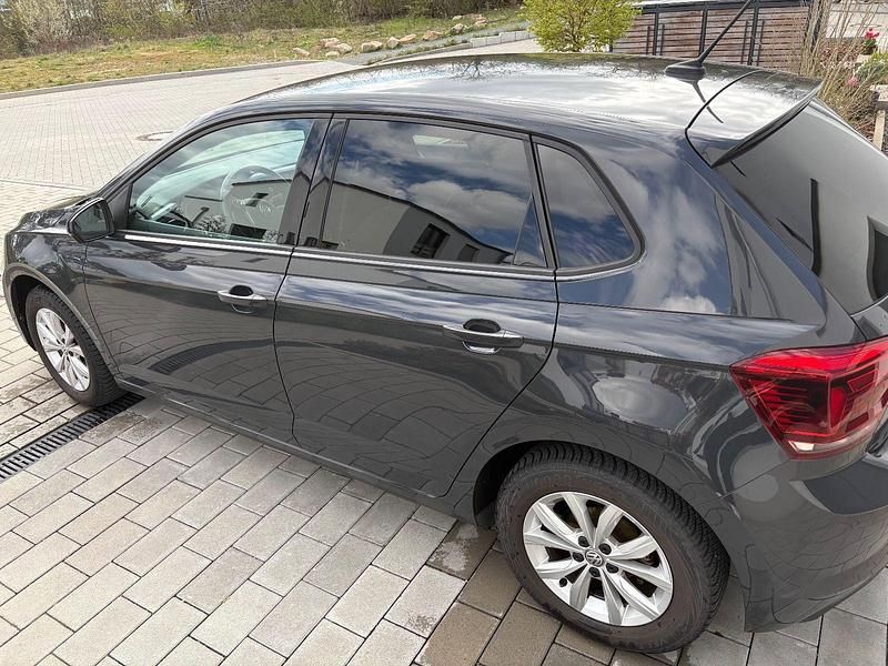 Gebraucht VW Polo Highline 116 PS (85 kW) 2019 Grau Kleinwagen