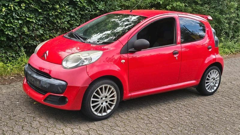 Rot Gebraucht 2008 Citroën C1 Kleinwagen | 700 € - Bild 1/4