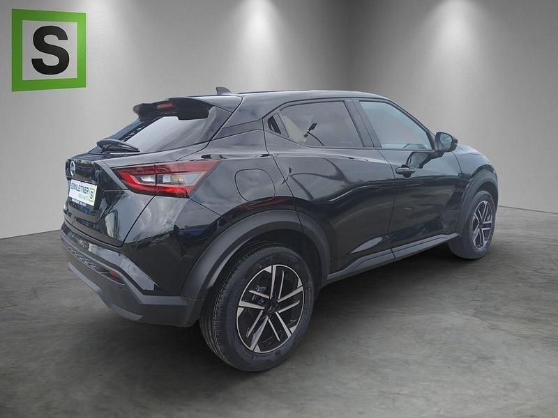 Neu Nissan Juke N-Connecta 114 PS (83 kW) 2025 Schwarz SUV