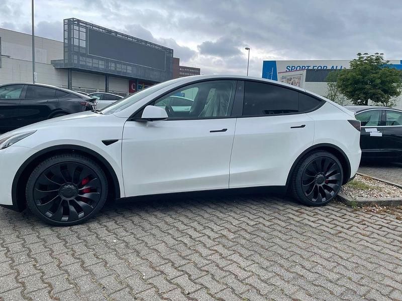 Usado Tesla Model Y Performance 320 kW (436 CV) 2022 Blanco SUV