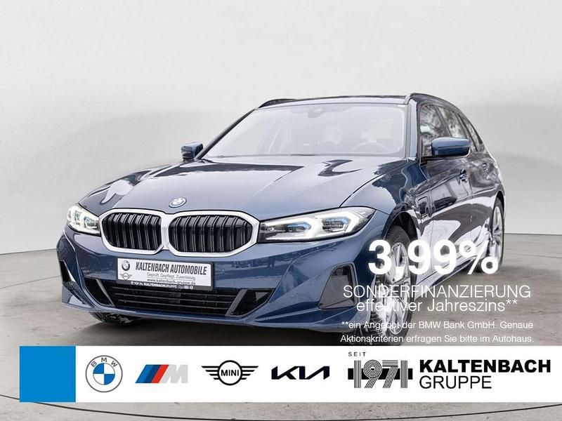Blau Gebraucht 2022 BMW 330e Sport Line Kombi | 34.890 € (Fairer Preis) - Bild 1/3