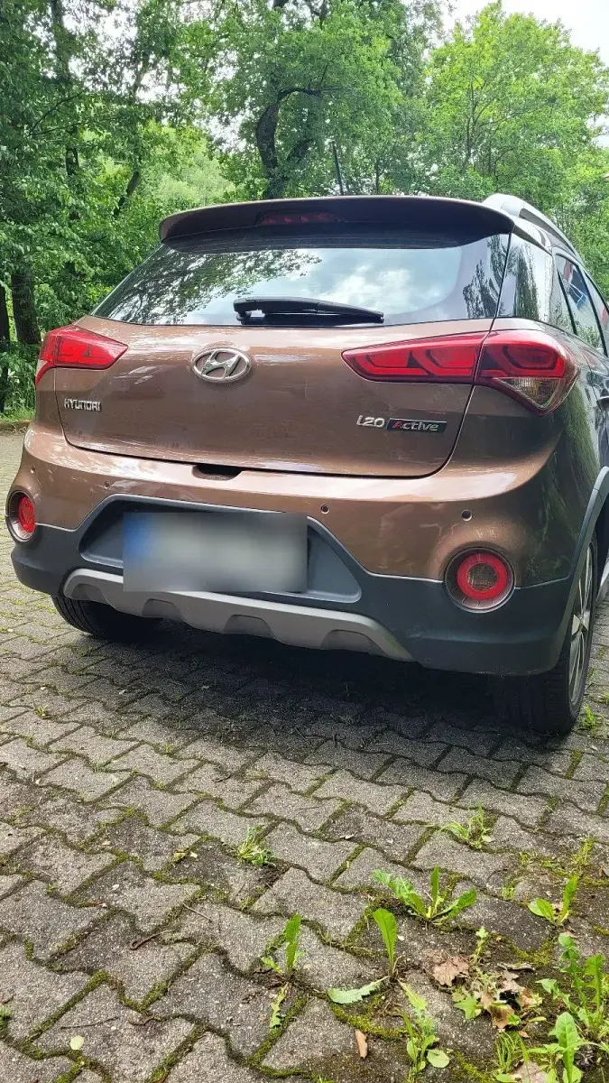 Gebraucht Hyundai i20 Active 120 PS (88 kW) 2016 Braun Kleinwagen