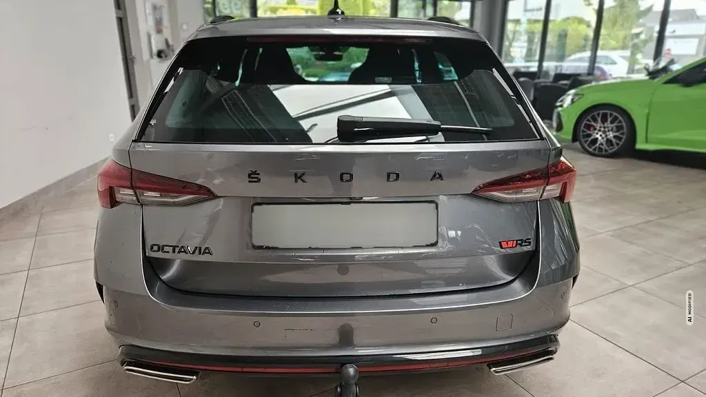 Gebraucht Skoda Octavia RS 200 PS (147 kW) 2024 Grau metallic Kombi