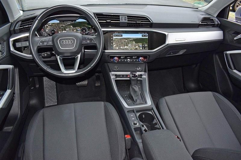 Gebraucht Audi Q3 Advanced 150 PS (110 kW) 2024 Silber SUV