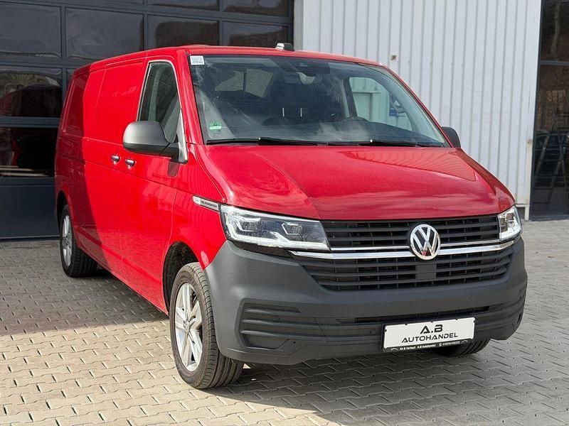 Gebraucht VW Transporter 150 PS (110 kW) 2023 Rot Van