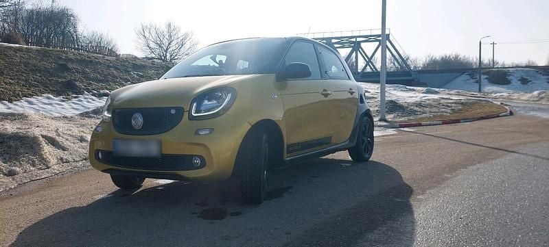 Gebraucht Smart ForFour 90 PS (66 kW) 2015 Gold Kleinwagen