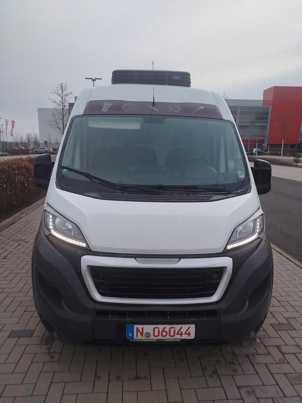 Gebraucht Peugeot Boxer 131 PS (96 kW) 2016 Weiß Van