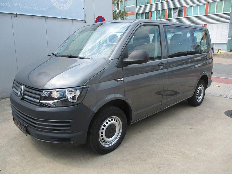 Grau Gebraucht 2018 VW T6 Van | 19.970 € (Teuer) - Bild 1/4