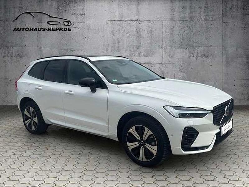 Gebraucht Volvo XC60 Plus 252 PS (185 kW) 2025 Weiss SUV