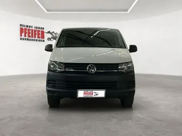 Second-hand VW Transporter 150 CP (110 kW) 2016 Alb Van