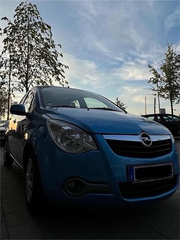 Gebraucht Opel Agila 68 PS (50 kW) 2009 Blau Kleinwagen