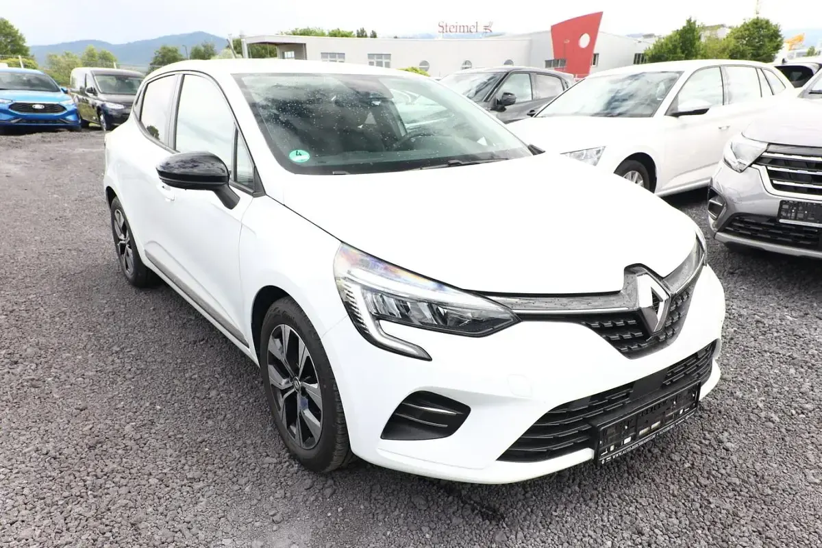 Gebraucht Renault Clio Evolution 91 PS (66 kW) 2023 Gletscherweiß Kleinwagen