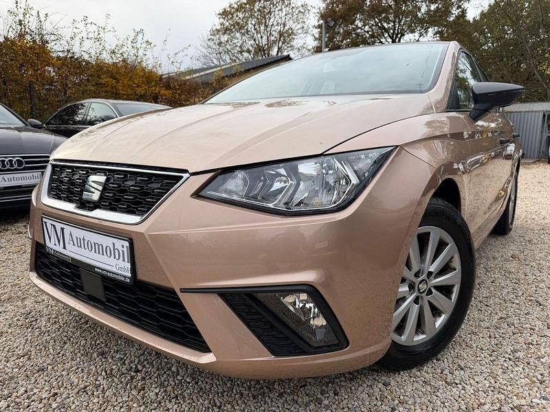 Beige Gebraucht 2018 Seat Ibiza Reference Kleinwagen | 9.990 € (Guter Preis) - Bild 1/4