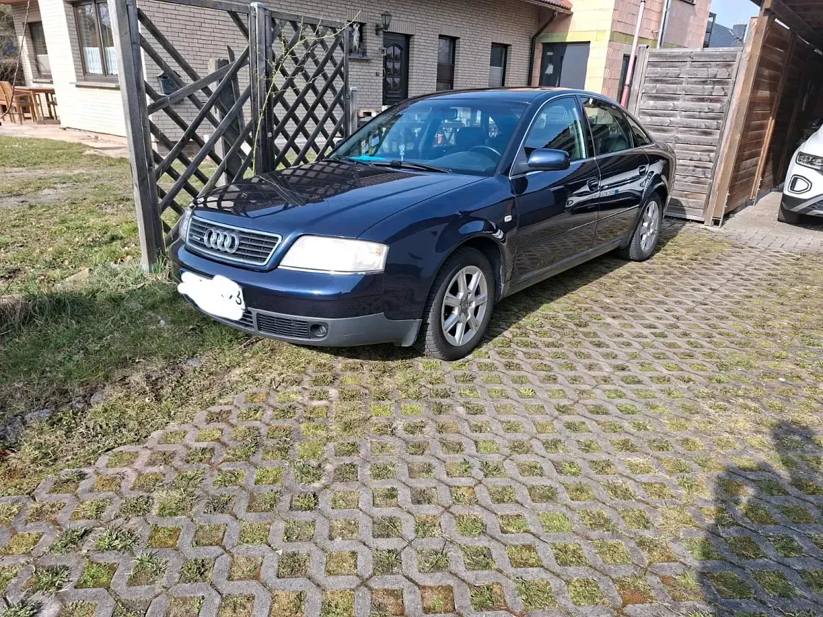Używany Audi A6 163 KM (119 kW) 1997 Niebieski Sedan/Limuzyna