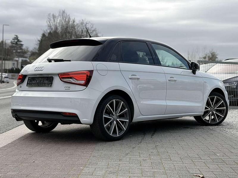 Gebraucht Audi A1 S-Line 95 PS (69 kW) 2018 Gletscherweiß metallic Kleinwagen
