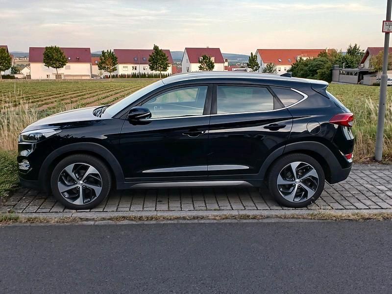 Schwarz Gebraucht 2017 Hyundai Tucson Style SUV | 16.500 € (Guter Preis) - Bild 1/4