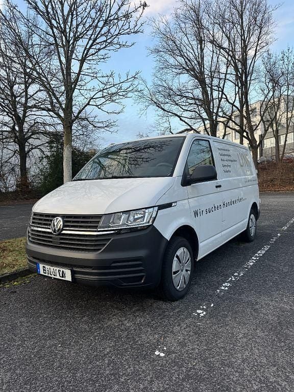 Gebraucht VW Transporter 110 PS (80 kW) 2024 Weiß Van