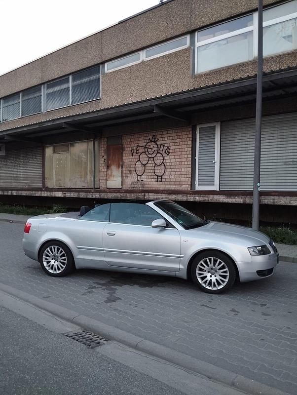 Silber Gebraucht 2002 Audi A4 Cabriolet Cabrio | 3.300 € (Fairer Preis) - Bild 1/4