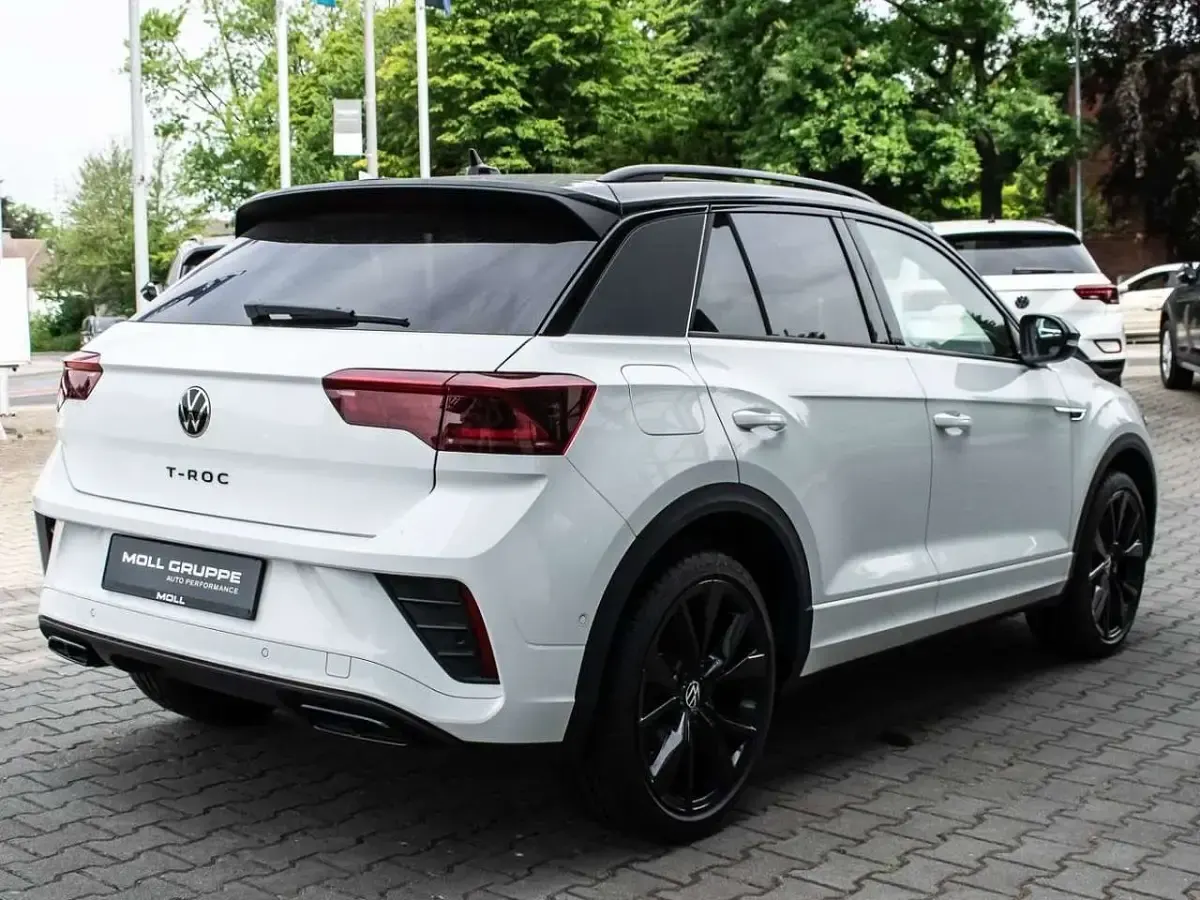 Gebraucht VW T-Roc R-line 150 PS (110 kW) 2026 Schwarz SUV