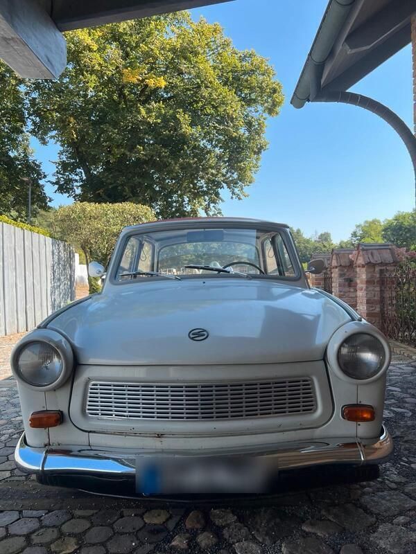 Gebraucht 1976 Trabant 601 Limousine | 4.500 € - Bild 1/4