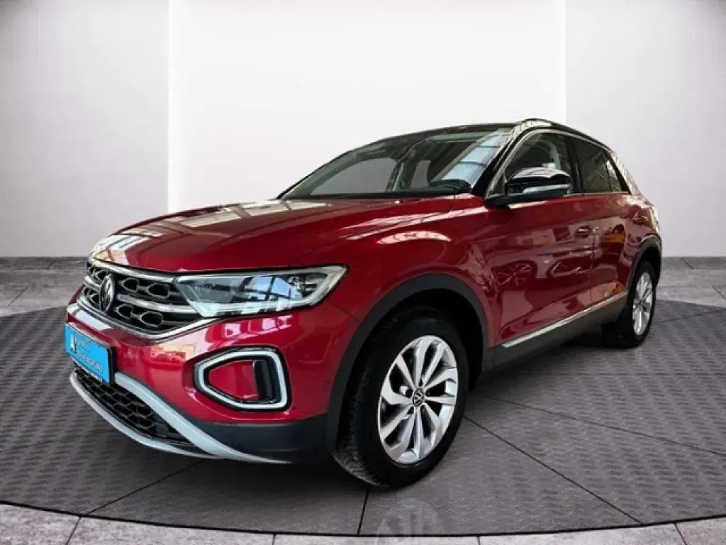 Gebraucht VW T-Roc Style 150 PS (110 kW) 2023 Kings red metallic schwarz (metallic) SUV