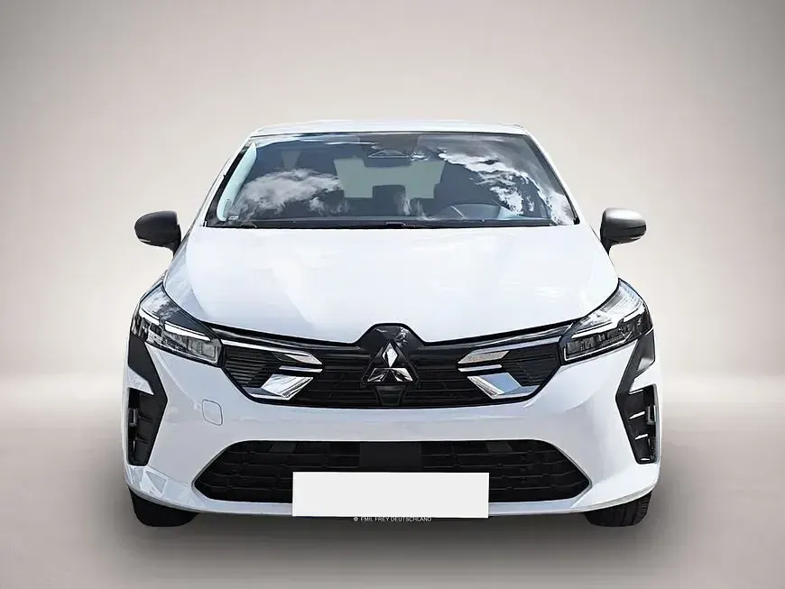 Gebraucht Mitsubishi Colt Basis 67 PS (49 kW) 2025 Weiß Kleinwagen