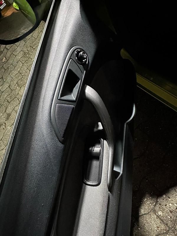 Gebraucht Ford Fiesta 60 PS (44 kW) 2009 Grün Kleinwagen