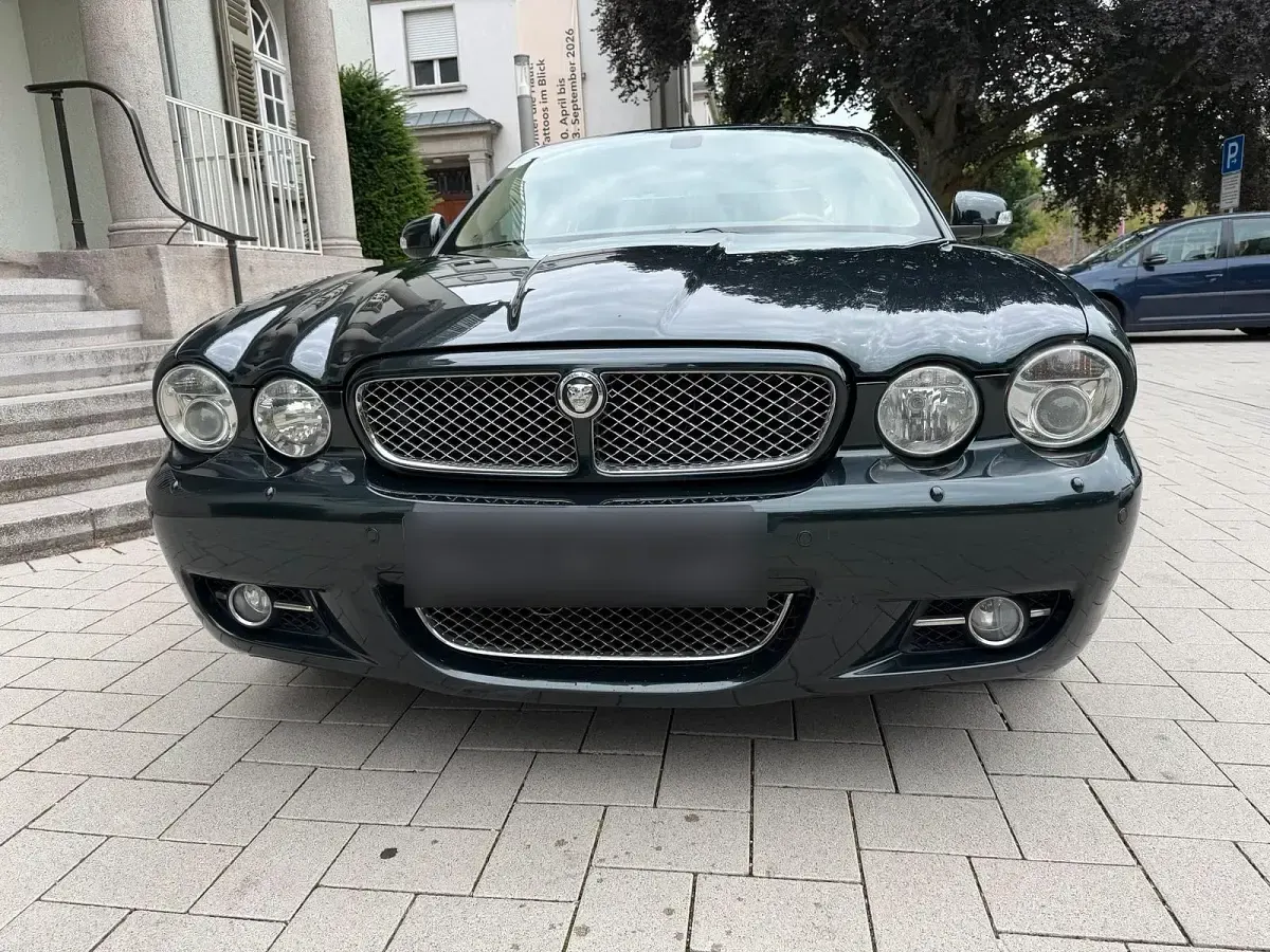 Gebraucht Jaguar XJ 207 PS (152 kW) 2008 Grün Limousine