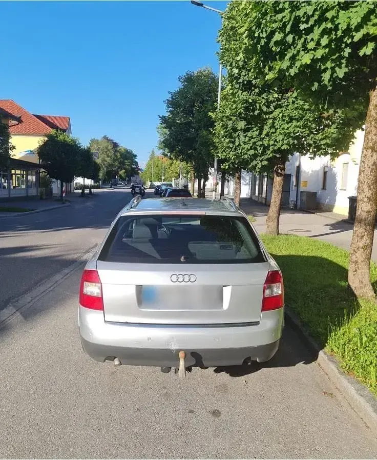 Gebraucht Audi A4 163 PS (119 kW) 2002 Silber Kombi