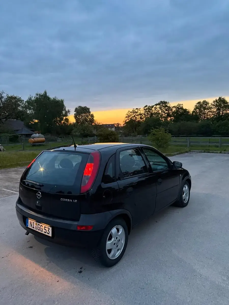 Gebraucht Opel Corsa 60 PS (44 kW) 2002 Schwarz Kleinwagen