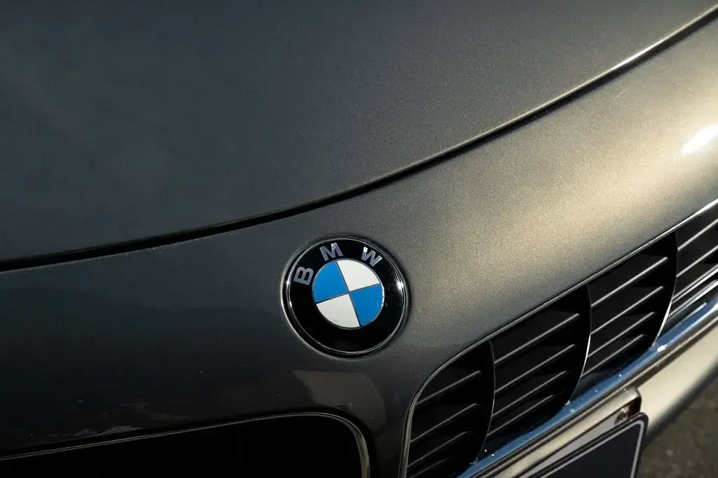 Gebraucht BMW Z8 Sport Line 400 PS (294 kW) 2002 Grau Cabrio