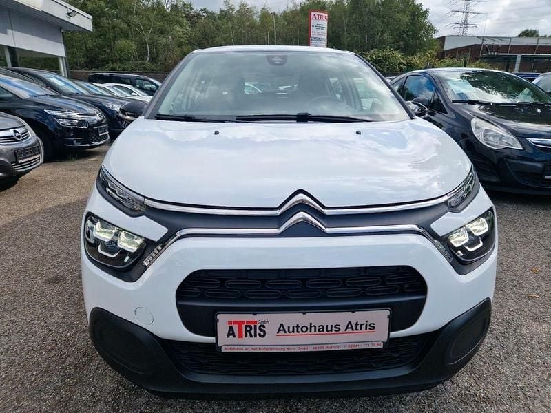Weiß Gebraucht 2021 Citroën C3 Feel Kleinwagen | 9.700 € (Superpreis) - Bild 1/4