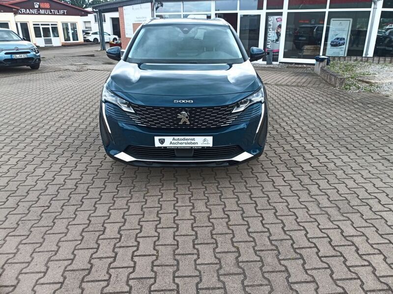 Lackierung blau celebes (metallic) Gebraucht 2021 Peugeot 5008 Allure Van / Kleinbus | 26.490 € (Etwas zu teuer) - Bild 1/4