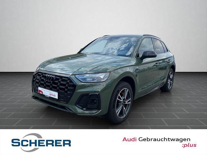 Distriktgrün metallic (metallic) Gebraucht 2021 Audi Q5 Ambiente SUV | 36.800 € (Etwas zu teuer) - Bild 1/2