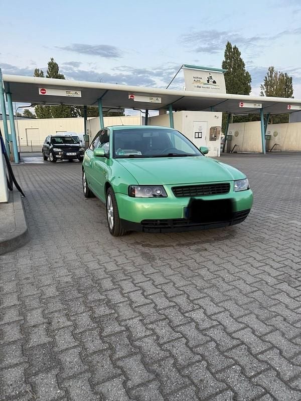 Grün Gebraucht 1998 Audi A3 Kleinwagen | 1.550 € (Guter Preis) - Bild 1/4