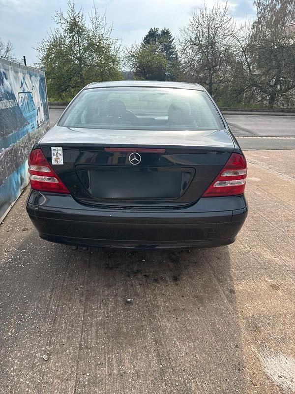 Gebraucht Mercedes C180 184 PS (135 kW) 2005 Schwarz Limousine