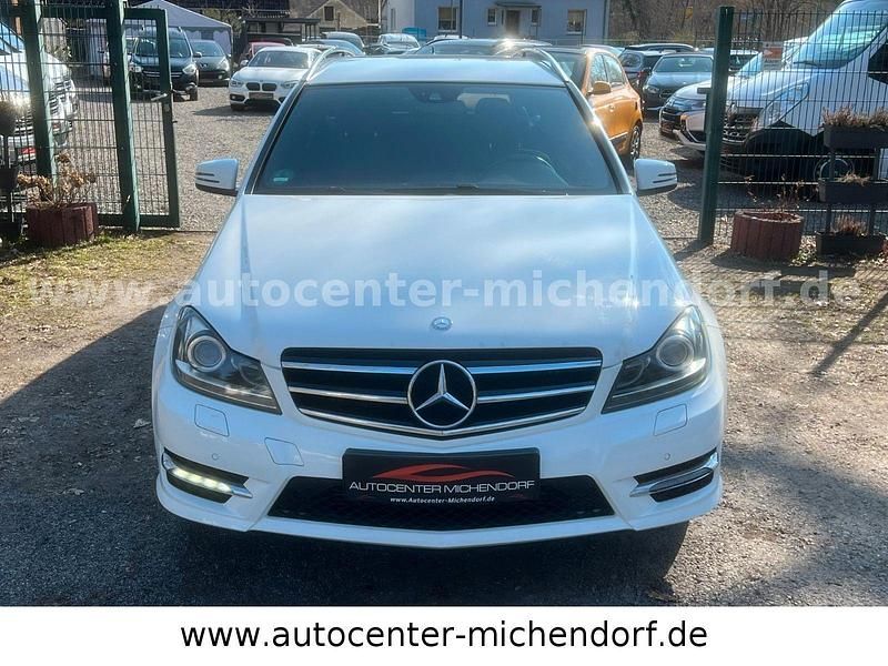Second-hand Mercedes C200 AMG line 184 CP (135 kW) 2014 Alb Break