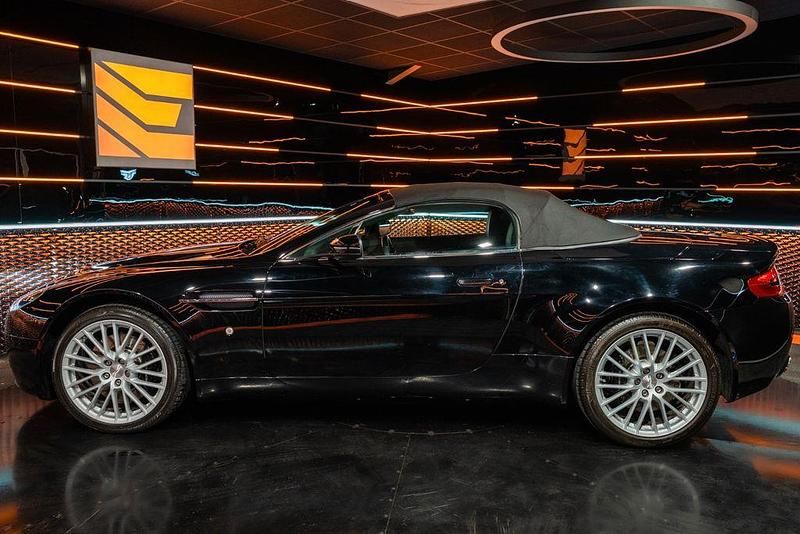 Gebraucht Aston Martin V8 Vantage 426 PS (313 kW) 2009 Schwarz Cabrio