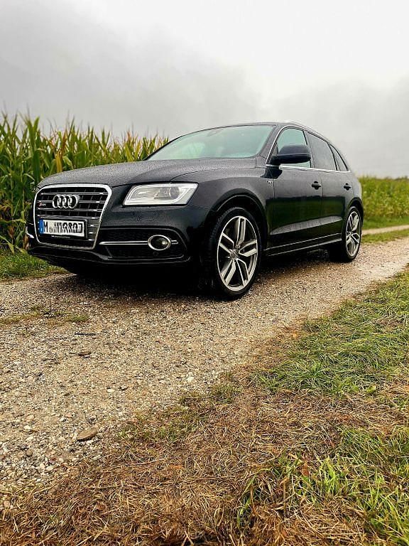 Schwarz Gebraucht 2013 Audi SQ5 Ambiente SUV | 30.000 € (Teuer) - Bild 1/4