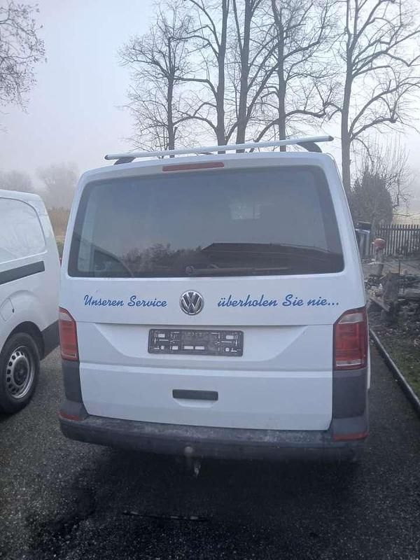Gebraucht VW Transporter 150 PS (110 kW) 2017 Weiß Van