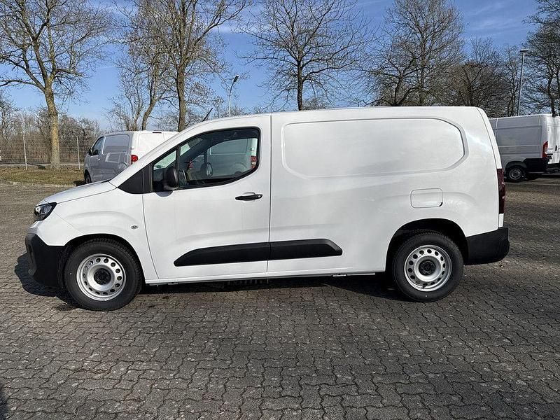 Neu Peugeot Partner 102 PS (75 kW) 2025 Weiß Van / Kleinbus